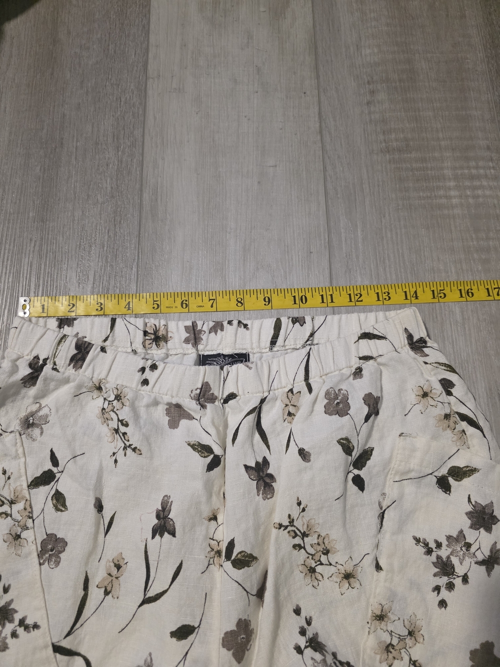 Soft Surroundings Floral Linen Blend Cropped Pants Women’s Medium White Botanica - Picture 7 of 10